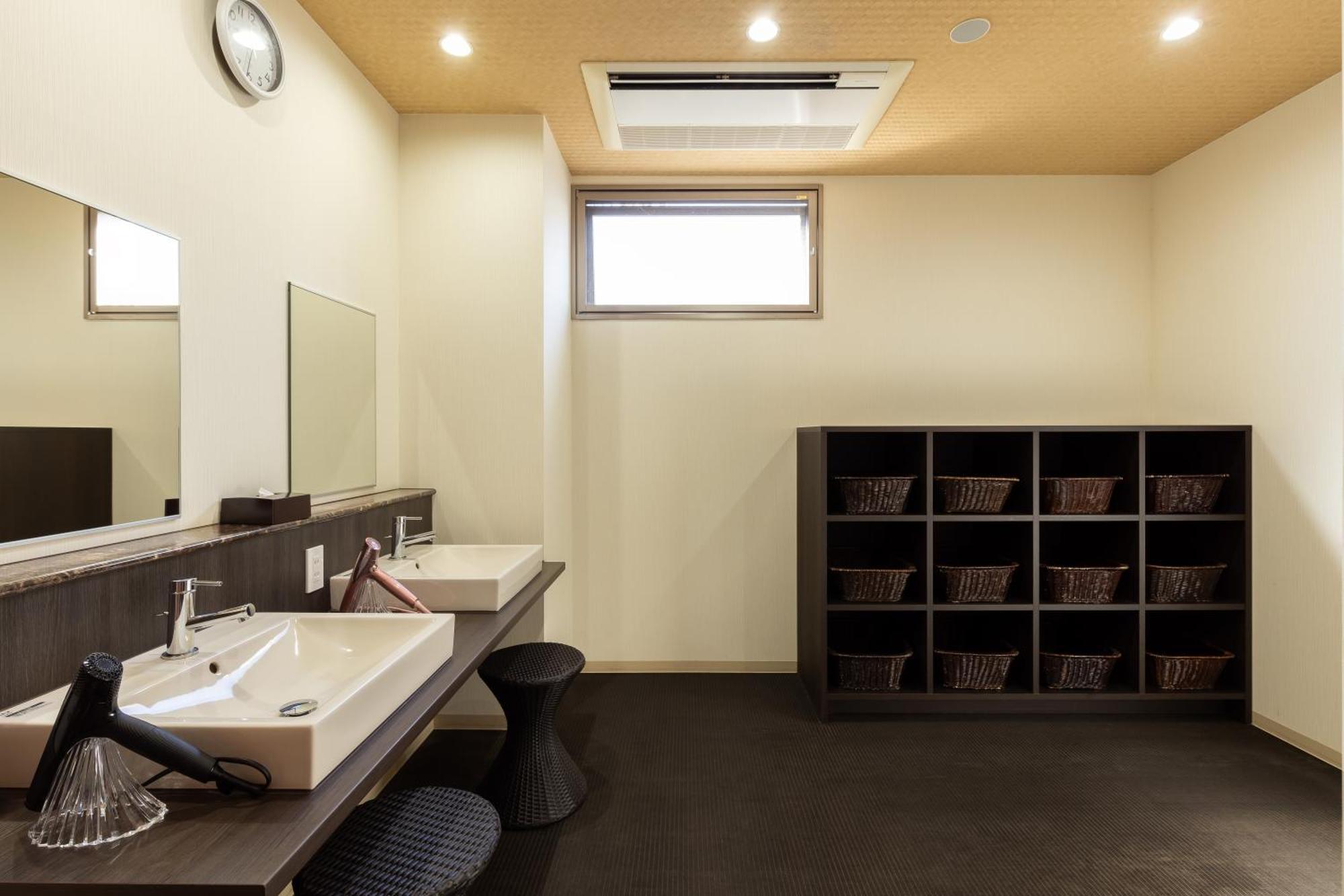 Hotel Kan-Raku Fujisan โกเท็มบะ ภายนอก รูปภาพ
